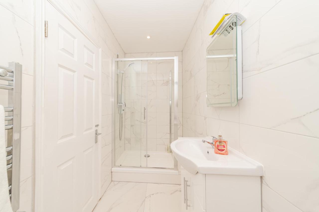 Ferienwohnung 2Cq*Morden Studio Flat *Moments Away From Brighton Seafront Exterior foto