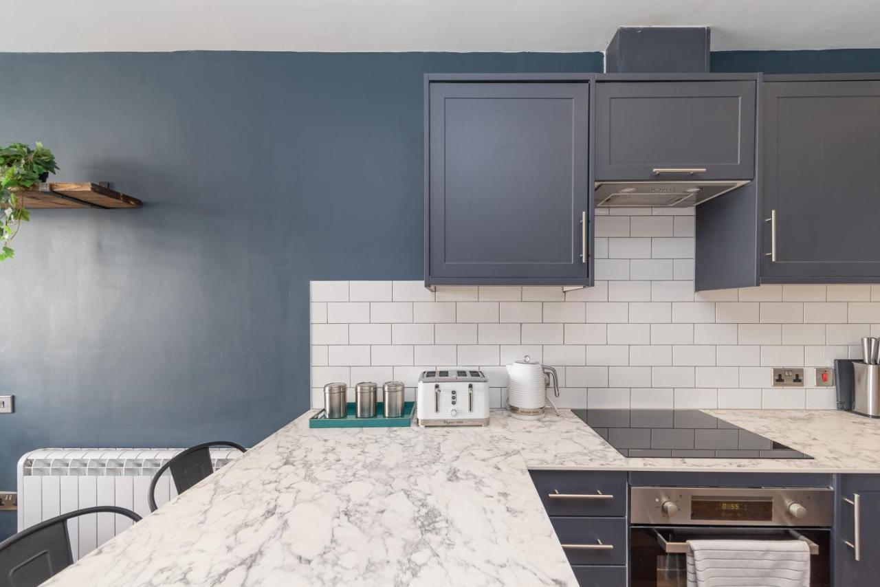 Ferienwohnung 2Cq*Morden Studio Flat *Moments Away From Brighton Seafront Exterior foto