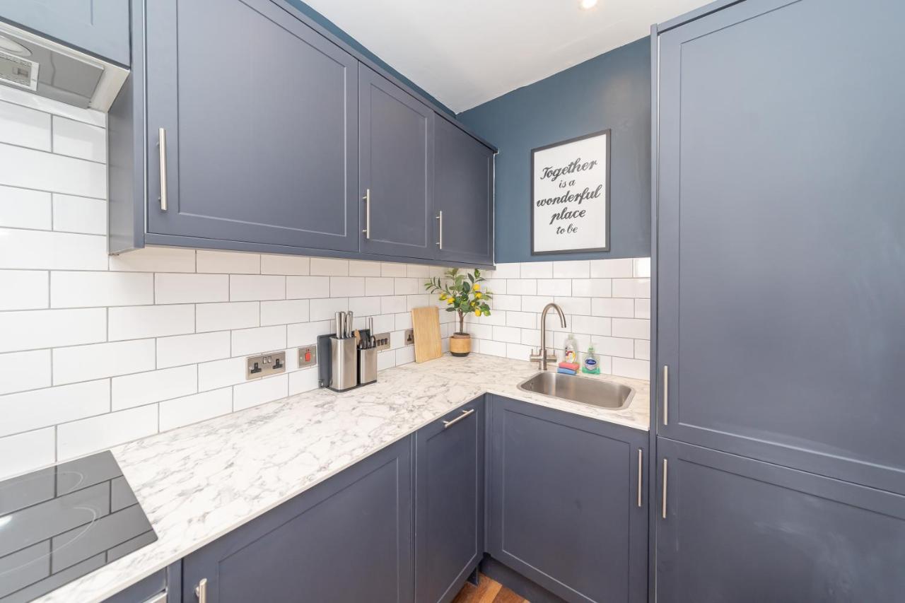 Ferienwohnung 2Cq*Morden Studio Flat *Moments Away From Brighton Seafront Exterior foto