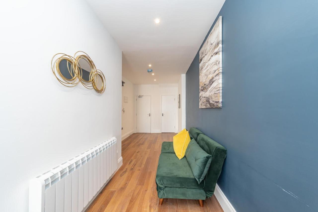 Ferienwohnung 2Cq*Morden Studio Flat *Moments Away From Brighton Seafront Exterior foto